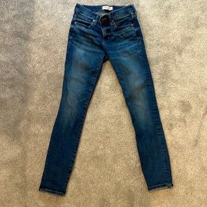 Madewell skinny jeans size 25 (condition : like new)